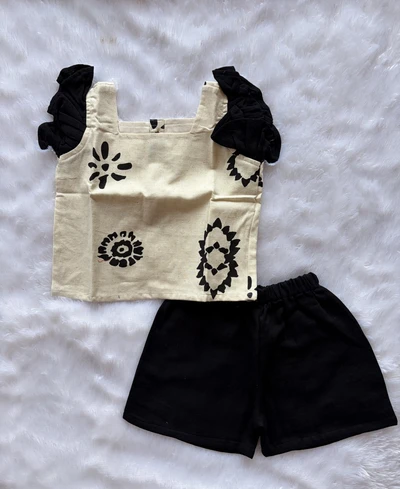 Black shorts set