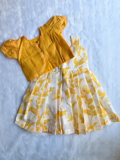 Yellow linen coat set