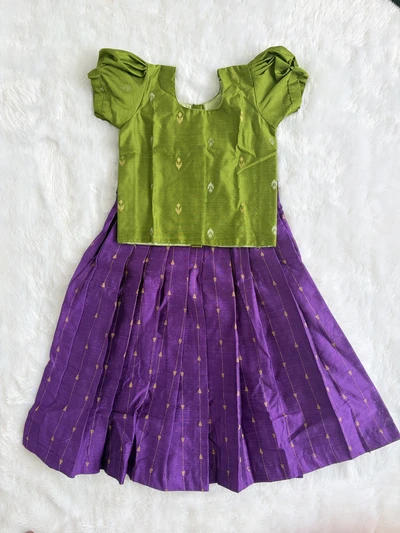 Green and purple pavadai sattai