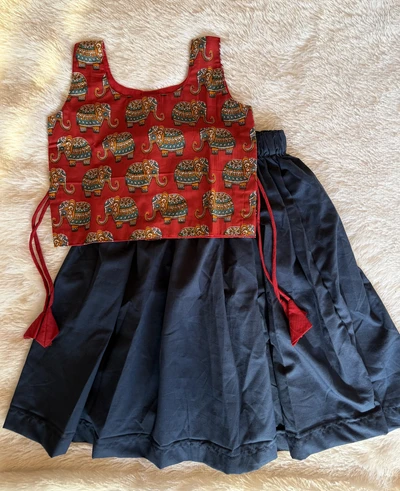 Red elle and plain Blue skirt