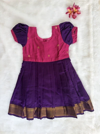 Pinka nd purple border frock