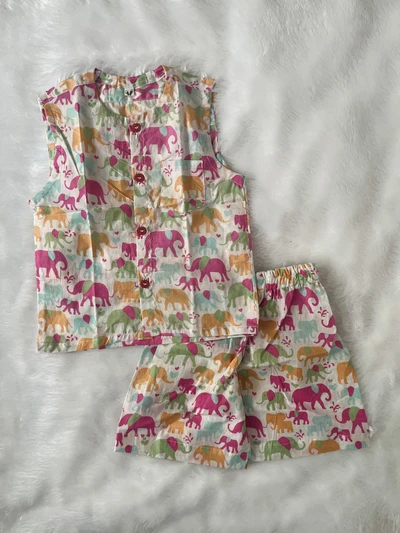 Pink elephant jabla set