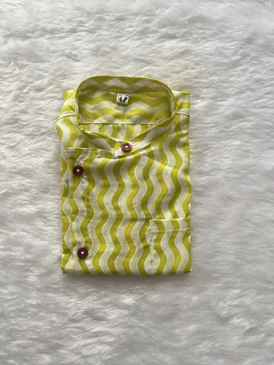 Green zigzag shirt