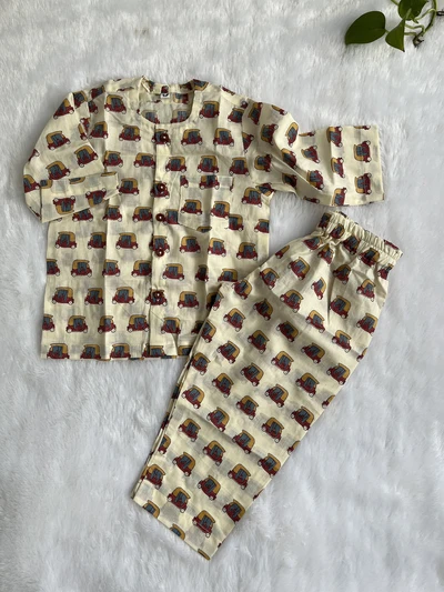 Auto pajama set