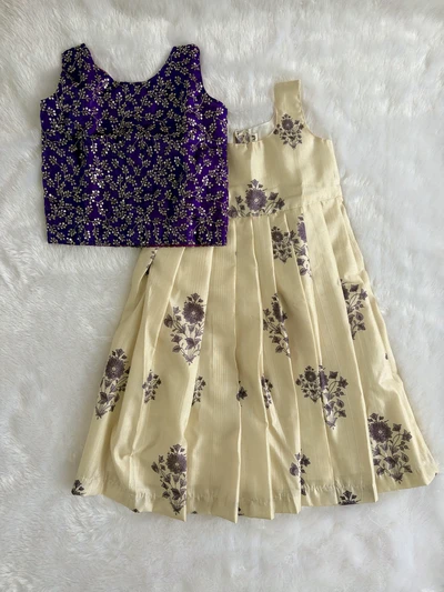 Purple pavadai sattai